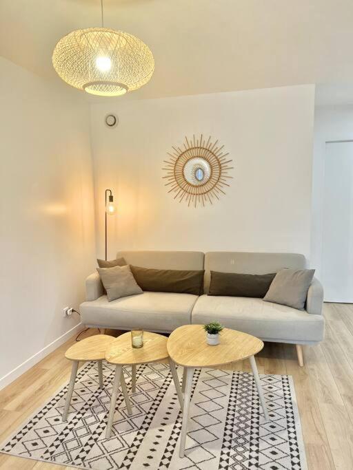 Apartmán Le Ptit Bouchon - Lumineux Et Calme Proche Commerces Sainte-Savine Exteriér fotografie